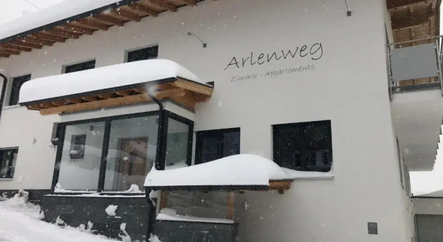 Arlenweg, Забронировать Отель Отели Санкт-Антон-ам-Арльберг с парковкой, рядом с Горнолыжный подъемник Нассеррайнлифт, Парковка