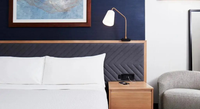 Двухместный номер Standard Newly Renovated Rooms at Club Quarters Hotel Times Square, New York