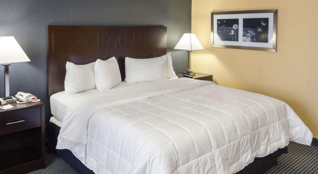 Люкс Quality Inn Montpelier