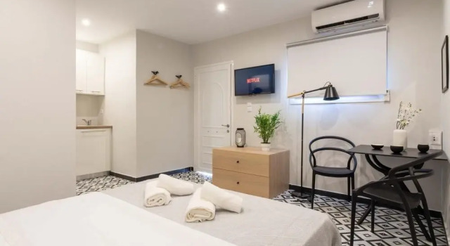 Orchid Athens over Rooftop Studio, Забронировать Отель Отели Афины с парковкой, рядом с Театр Паллас, Парковка
