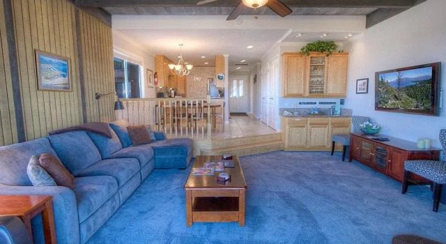 Tahoe Marina Shores, Забронировать Отель Отели Саут-Лейк-Тахо с бассейном, Бассейн