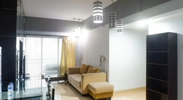 Apartemen Puncak Marina, Prenota Appartamento Wonocolo East Java
