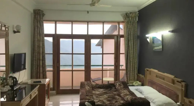 Люкс Hotel Chail Residency