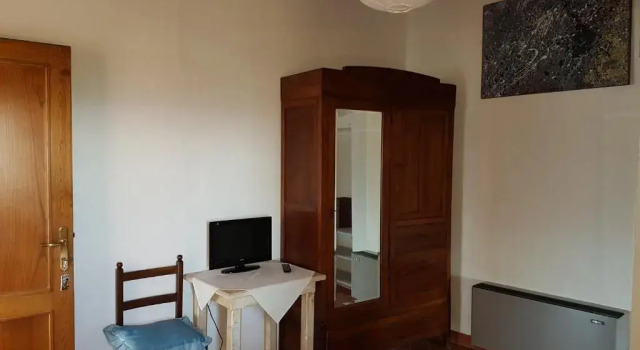 Affittacamere Adri, Prenota Hotel Uzzano Toscana
