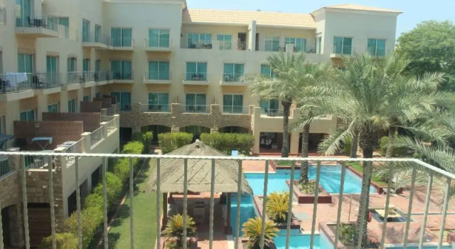 Семейный номер Standard с балконом Mövenpick Hotel & Resort Al Bida'a Kuwait