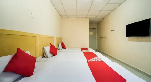 Люкс Superior OYO 301 River Inn Hotel