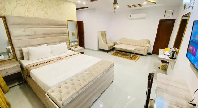 Neshaz Hotel