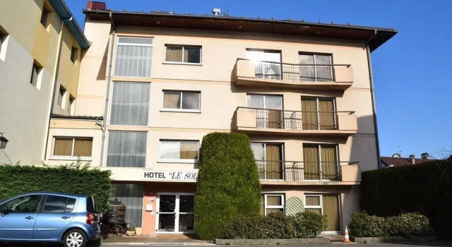 Hotel Le Soli, Prenota Hotel Saint-Julien-en-Genevois Ginevra -  Lato Francese