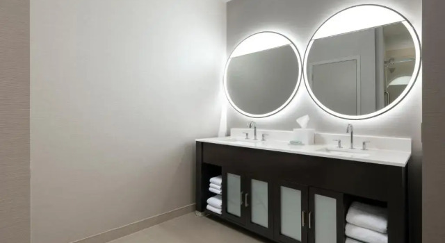 Люкс с 2 комнатами Courtyard by Marriott Houston Kemah