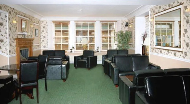 Douglas Arms Hotel by Paymán Club