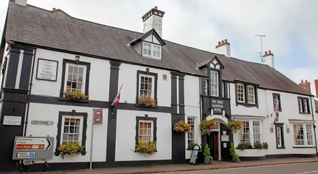Three Salmons Hotel, Забронировать Отель Отели в центре Аска, в центре