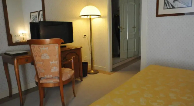 Номер Standard Grand Hotel Astoria