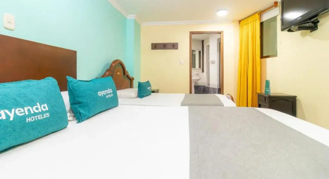 Трёхместный номер Standard Hotel Ayenda Normandy