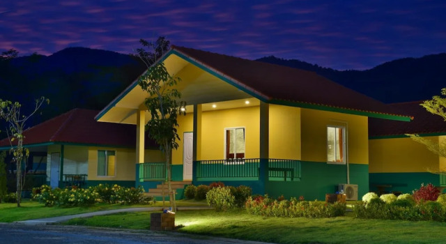 Бунгало Executive с балконом и с видом на горы Kaeo Fa Sai Resort