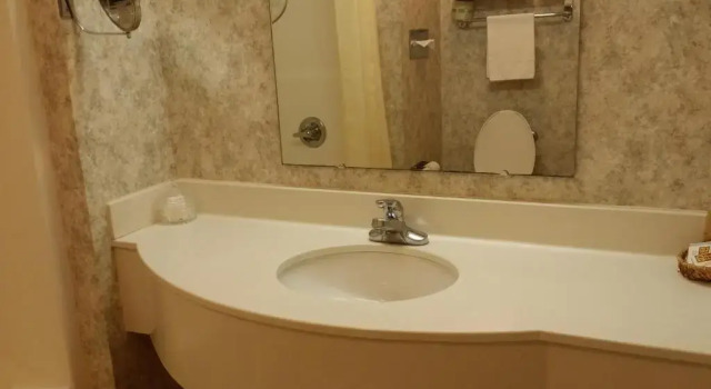Номер Standard Budget Host Inn