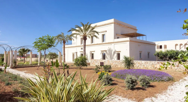 Il Giardino Grande - Dimora in Salento, Reserva ahora Hotel Parabita Salento