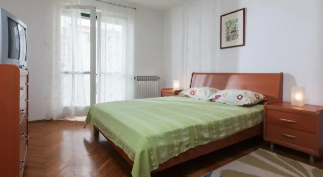 Apartment Nevia, Забронировать Апартаменты/квартира Апартаменты Макарска, рядом с Набережная Рива (Макарска), Апартаменты/квартира