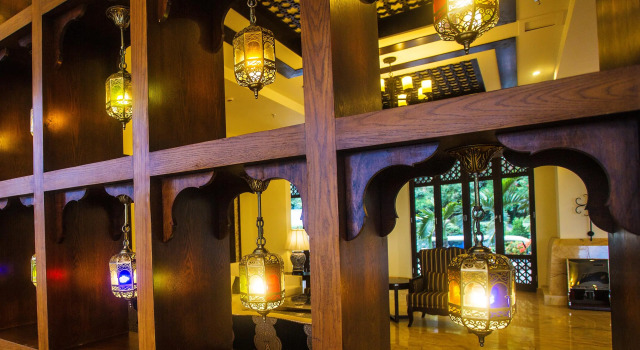 Yuhuayuan Sea View Hotel, Book Hotel Sanya Hainan