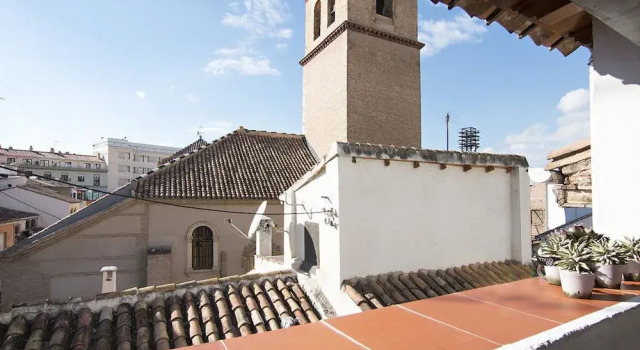 La Casona de Pilar, Забронировать Отель Гранада Granada Province, рядом с Музей народных традиций и искусств Los Tiros de Granada