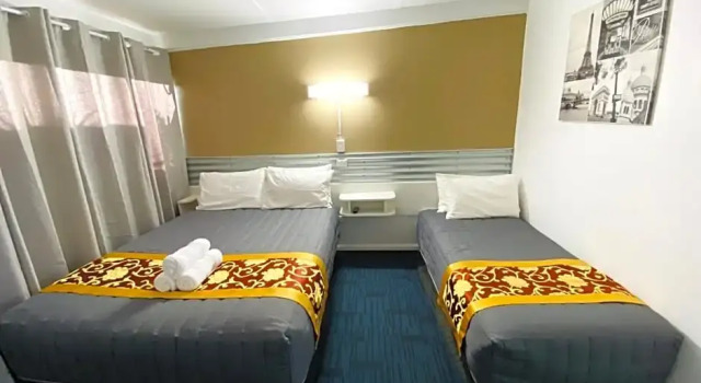 Номер Economy Mid Valley Motel