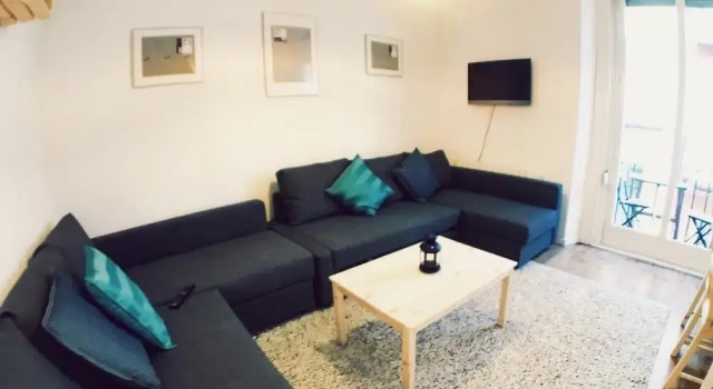 Lollipop Flats City Centre Suite III, Boek Hotel Madrid Community of Madrid, in de buurt van Edificio Grassy