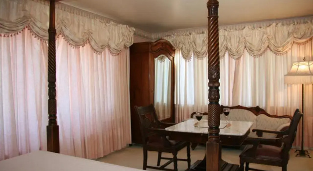 Номер Deluxe Martine Inn