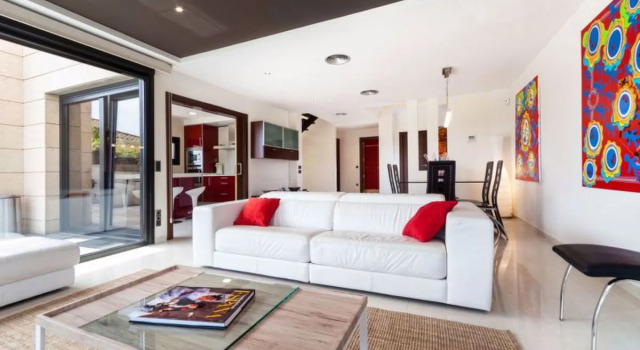 House Rubi Calonge
