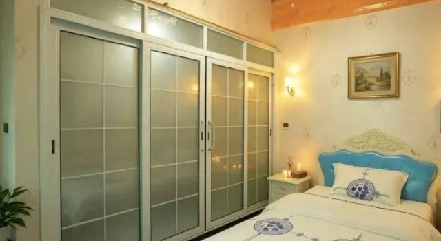 Семейный люкс с 2 комнатами Lanting Elegant Residence Guesthouse