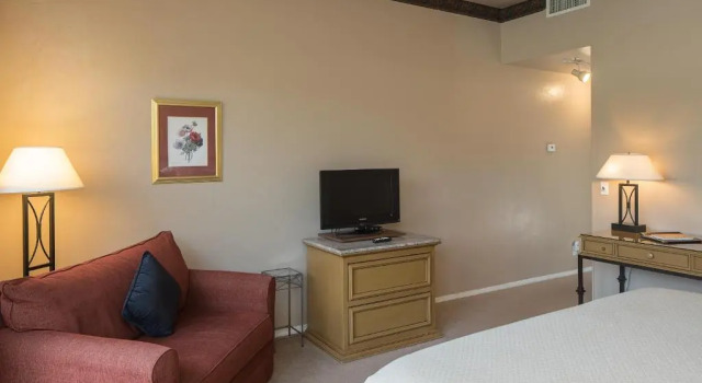 Canyon Villa Bed & Breakfast Inn of Sedona, Забронировать Вилла Вилладж оф Оук Крик США, рядом с Загородный клуб Ок-Крик