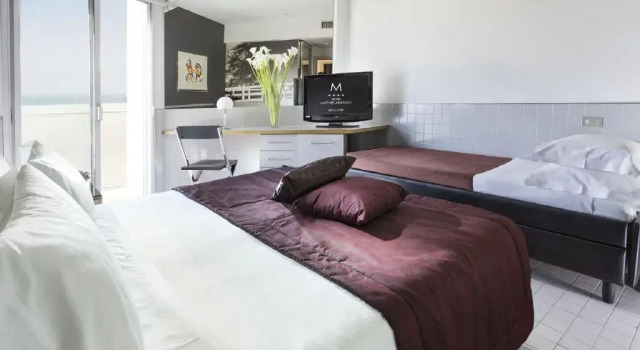 Номер Standard с балконом и с частичным видом на море Hotel Michelangelo