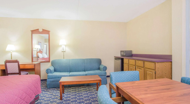Ramada by Wyndham Angola/Fremont Area, Reserva ahora Hotel Angola Indiana