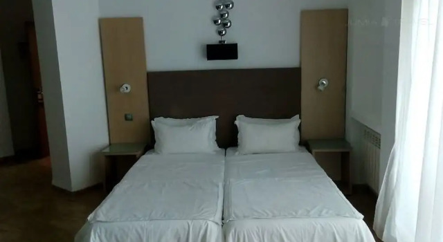 Standard- tredobbelt værelse Hôtel L'évantail