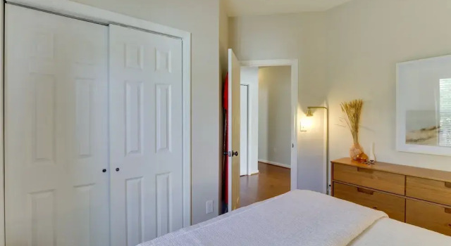 Bluffton Vacation Rental w/ Private Hot Tub, Забронировать Отель Отели в центре Блаффтон, в центре