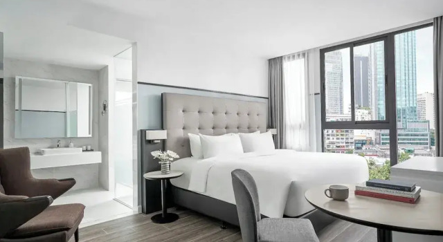 Номер Executive M Village Hotel Tôn Thất Đạm, a brand of Modern Village Lifestyle