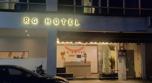 OYO 90724 Rg Hotel, Prenota Hotel Ayer Hitam Johor