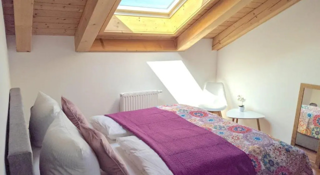 Edle Penthouse Wohnung - 3 SZ, 2 Balkone, Tiefgarage und ganz viel Platz, Varaa Hotelli Hotellit Baijeri pysäköinnillä, Pysäköinti