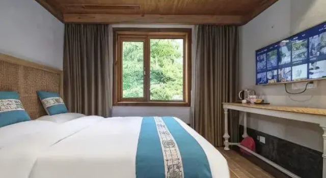 Семейный люкс с 3 комнатами Anji Yunshang Wutong · Wenquan · Cloud Pool · Vacation Apartment (Yungu Xijing)
