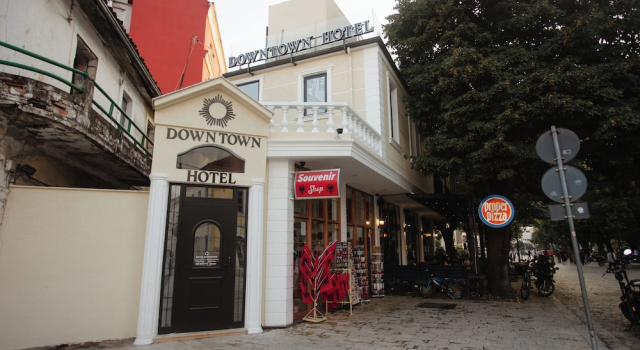 DownTown Hotel