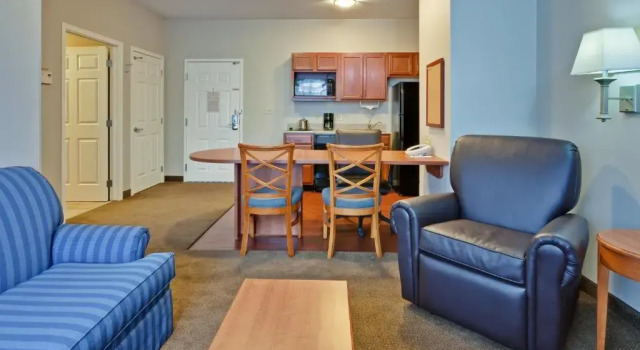 Двухместный люкс Candlewood Suites Buffalo Amherst, NY