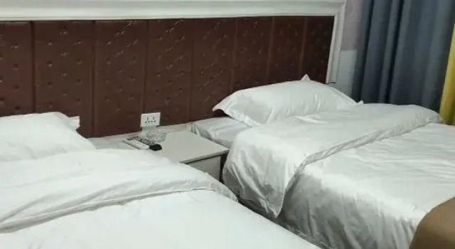 Номер Standard Liupanshui Longxi Hotel