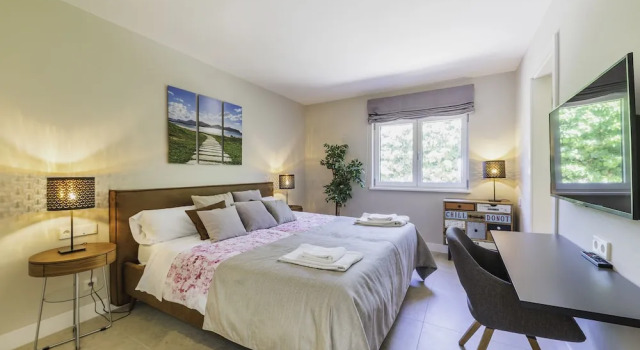 Вилла с 6 комнатами Villa Luna