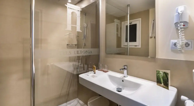 Double room with balcony Hotel Ultonia
