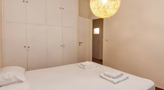 Luxury Pireas Stay New 2BR Urban Escape