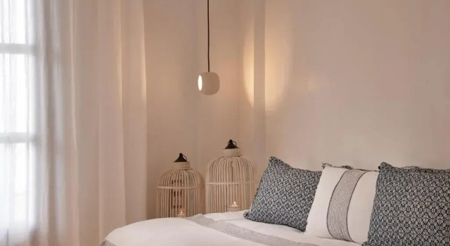 Полулюкс Parian Boutique Hotel
