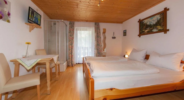 Pension Schwalbennestl, Rezervasyon Otel Mittenwald Garmisch-Partenkirchen