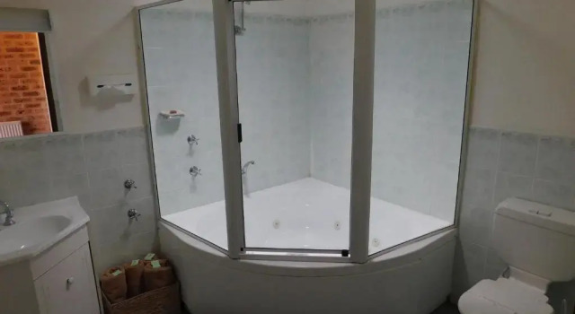 Люкс Deluxe Big Trout Motel