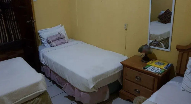 El Hotelito Antigua Center -Hostel, Book Hotel Hotels in Zacatepeques with Parking, Parking