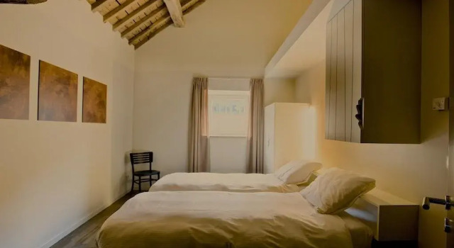 Ferme Refat, Rezerwuj Hotel Stavelot 