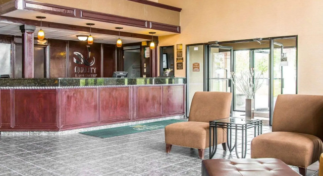 Quality Inn and Suites Airport, Брондау Қонақ үй Flint Мичиган