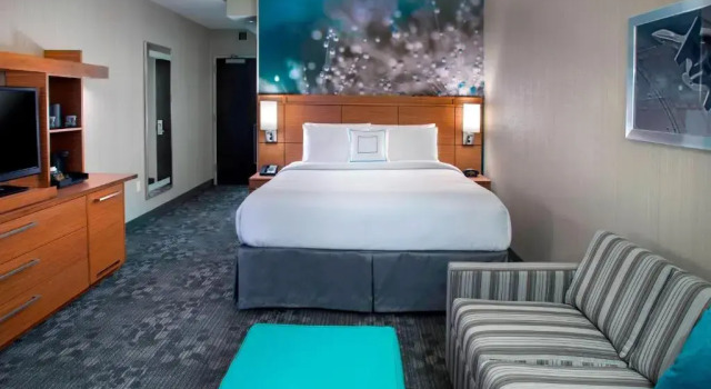 Номер Standard Courtyard by Marriott Philadelphia South at The Navy Yard